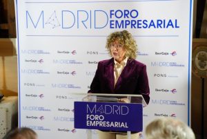 Concha Pinedo en la entrega del sello Disfrienly